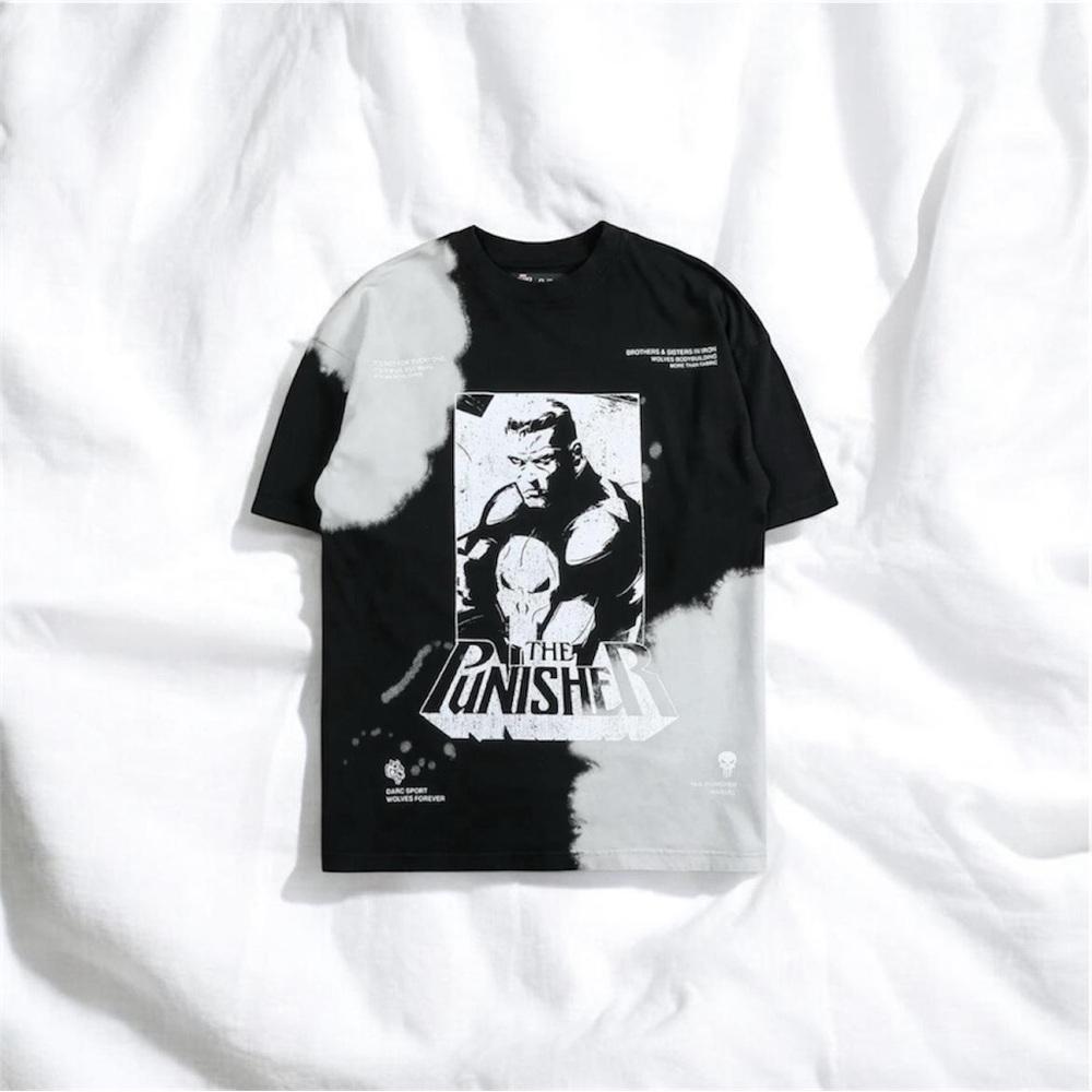 Black and Gray Graphic T-Shirt Darc Sport